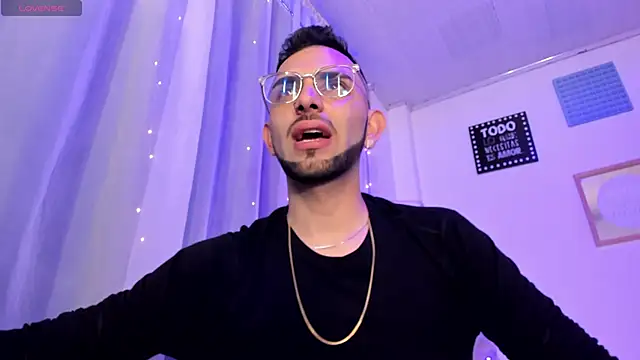 Rayan ortiz online show from 11/28/25, 04:59