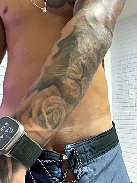 enzofelipe online show from 01/08/26, 05:48