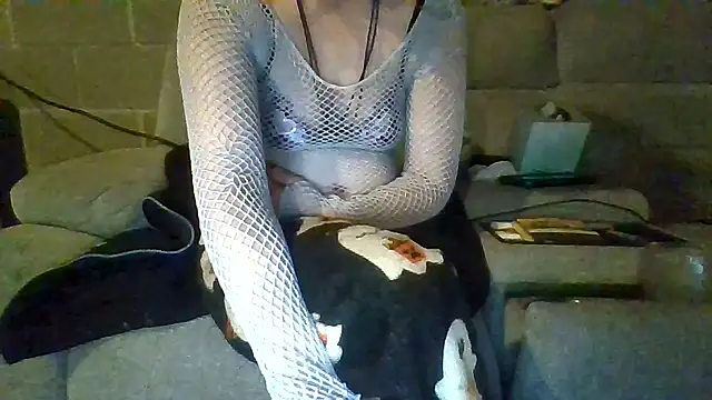 findom mistressvampcandy online show from 12/04/25, 04:16