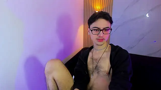 Im Dayros online show from 12/14/25, 03:34