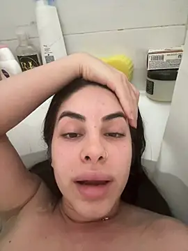 Snapshot of Magui21 chatting on 03/15/26, 07:20 Magui21 online show from 03/15/26, 07:20