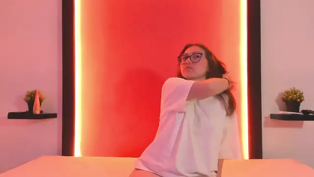 Snapshot of Lirio_09 chatting on 12/01/25, 12:21 Lirio 09 online show from 12/01/25, 12:21