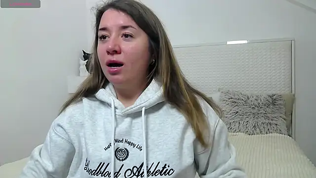 Leona Rae online show from 01/13/26, 01:49