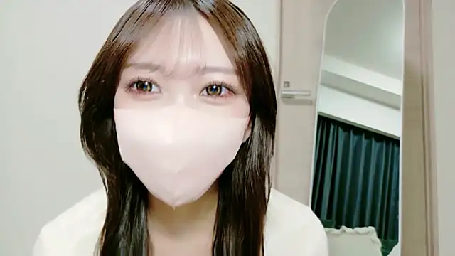 Snapshot of alicechan_v chatting on 05/03/26, 11:27 alicechan v online show from 05/03/26, 11:27