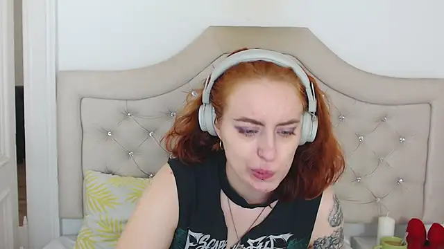 Snapshot of RubyBigBoobs chatting on 11/26/25, 04:52 RubyBigBoobs online show from 11/26/25, 04:52