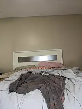 Snapshot of Kiki_hammyy chatting on 03/29/26, 08:20 Kiki hammyy online show from 03/29/26, 08:20