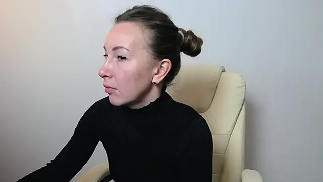 Snapshot of Brandy_Gem chatting on 04/20/26, 01:14 Brandy Gem online show from 04/20/26, 01:14