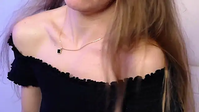 Snapshot of Brandy_Gem chatting on 05/27/26, 08:11 Brandy Gem online show from 05/27/26, 08:11