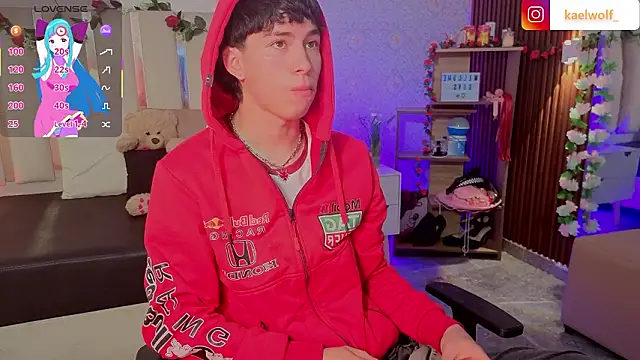 kaelwolf tay online show from 03/19/26, 07:07