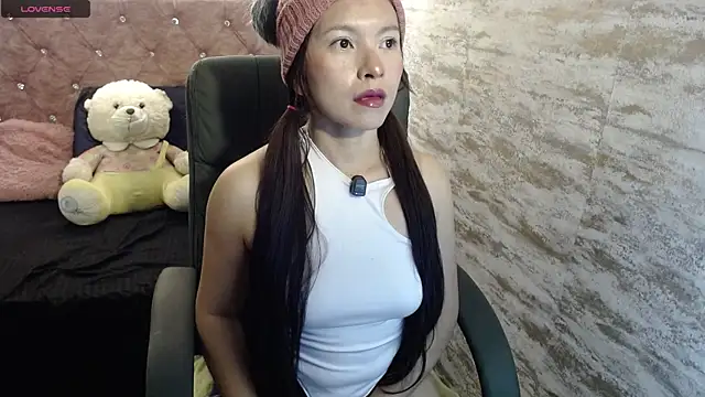 Cloe16  online show from 12/03/25, 03:03