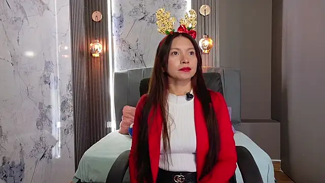 Cloe16  online show from 12/18/25, 01:33