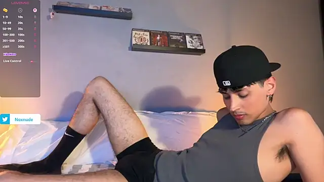 noxnude online show from 06/04/26, 10:27