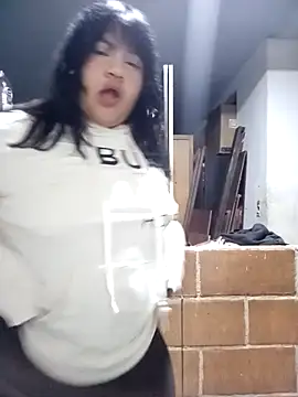 mia jason online show from 12/21/25, 05:03