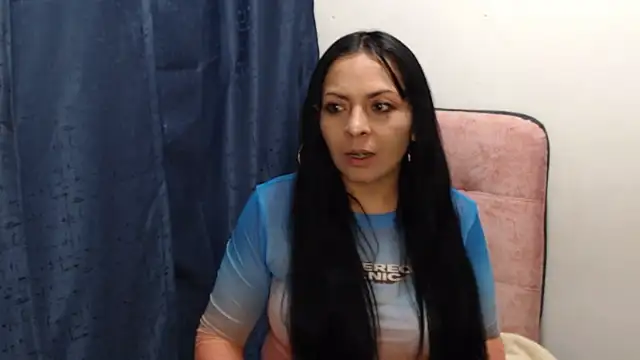 Paolahotty online show from 12/14/25, 10:47