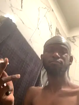 Snapshot of ace_mula chatting on 11/23/25, 04:07 ace mula online show from 11/23/25, 04:07