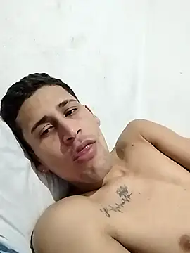 Snapshot of ThePowerofMen chatting on 11/28/25, 08:17 ThePowerofMen online show from 11/28/25, 08:17