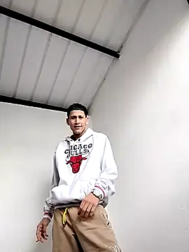 Snapshot of ThePowerofMen chatting on 12/03/25, 01:53 ThePowerofMen online show from 12/03/25, 01:53