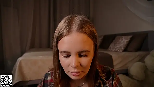 iamclaire online show from 11/30/25, 08:35