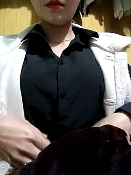 Snapshot of bong-ngo- chatting on 12/01/25, 06:02 bong-ngo- online show from 12/01/25, 06:02