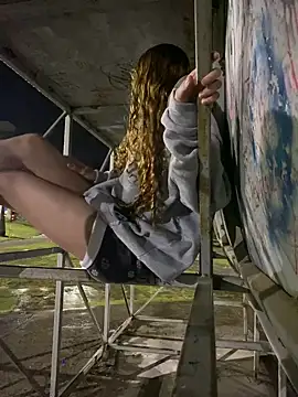 Snapshot of Labby18 chatting on 12/01/25, 03:22 Labby18 online show from 12/01/25, 03:22