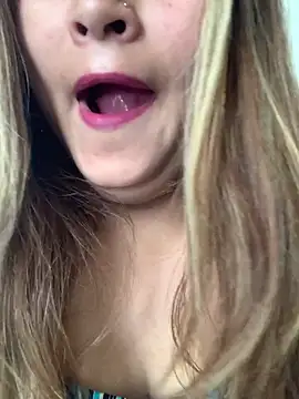 hotladki5 online show from 12/16/25, 07:35