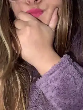 hotladki5 online show from 01/07/26, 07:11