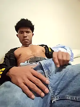 man black hot24 online show from 12/04/25, 08:17