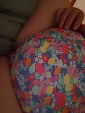 Tasmine online show from 11/26/25, 01:45