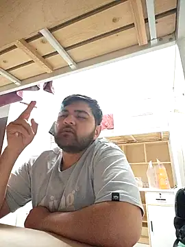 Snapshot of Koma001 chatting on 11/26/25, 06:09 Koma001 online show from 11/26/25, 06:09