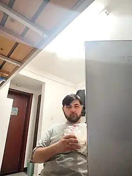 Snapshot of Koma001 chatting on 02/17/26, 05:30 Koma001 online show from 02/17/26, 05:30