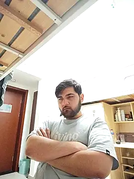 Snapshot of Koma001 chatting on 03/03/26, 01:06 Koma001 online show from 03/03/26, 01:06