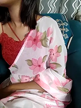 Snapshot of Ammu_Kutty143 chatting on 05/08/26, 04:23 Ammu Kutty143 online show from 05/08/26, 04:23