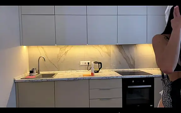 stellaqt online show from 11/25/25, 07:52