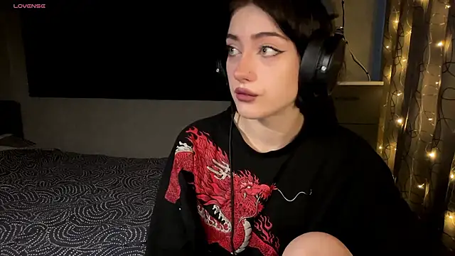 Meowluly online show from 02/05/26, 10:03