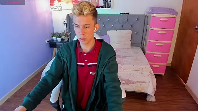 Juaan Diick online show from 01/11/26, 05:29