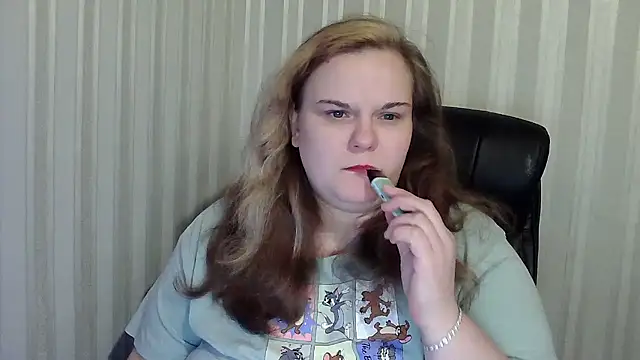 HarmonyKareraa online show from 11/30/25, 01:59