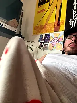 Snapshot of 69xhotcouple chatting on 12/20/25, 07:21 69xhotcouple online show from 12/20/25, 07:21