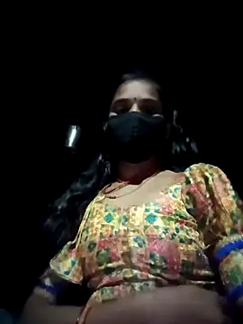 Snapshot of Uma_sain chatting on 01/19/26, 02:32 Uma sain online show from 01/19/26, 02:32