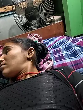 Snapshot of Uma_sain chatting on 03/21/26, 04:54 Uma sain online show from 03/21/26, 04:54