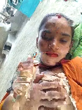 Snapshot of Uma_sain chatting on 04/06/26, 09:43 Uma sain online show from 04/06/26, 09:43