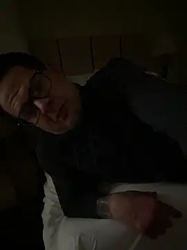 Snapshot of JSizzle13 chatting on 01/07/26, 09:56 JSizzle13 online show from 01/07/26, 09:56