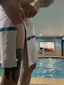 Snapshot of JSizzle13 chatting on 01/14/26, 04:18 JSizzle13 online show from 01/14/26, 04:18