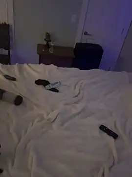 Snapshot of JSizzle13 chatting on 03/20/26, 06:29 JSizzle13 online show from 03/20/26, 06:29