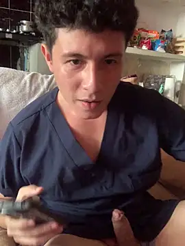 angelxxx95 online show from 02/06/26, 07:39