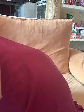 Snapshot of angelxxx95 chatting on 04/17/26, 04:54 angelxxx95 online show from 04/17/26, 04:54