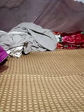 Lily-ross22 online show from 05/14/26, 07:04