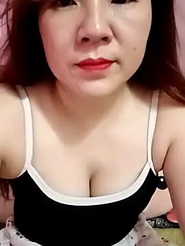 Lily-ross22 online show from 07/08/26, 12:48
