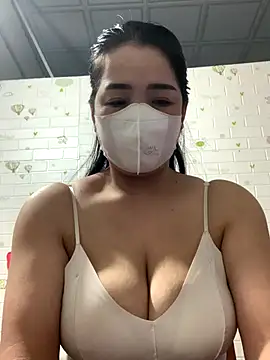 Snapshot of lascet chatting on 11/25/25, 04:29 lascet online show from 11/25/25, 04:29