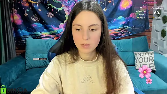 Snapshot of VeronicaSweeet chatting on 11/27/25, 02:08 VeronicaSweeet online show from 11/27/25, 02:08