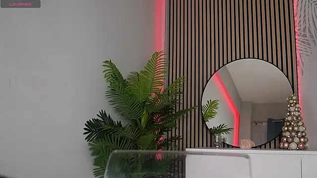 Jessy Cruz  online show from 12/16/25, 05:56